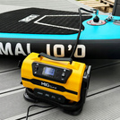 Kompresor samochodowy MBG line 845 PRO - sprężarka 12V/230V z funkcją dmuchawy - Latarka LED